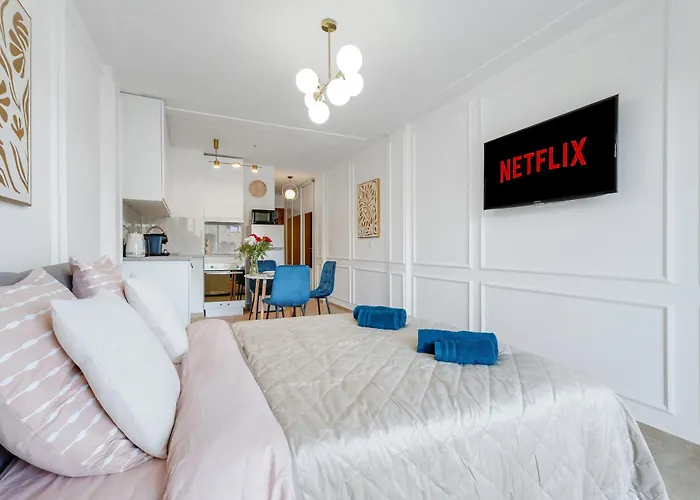 Studio Elegant Avec Balcon Proche Mer Et Tramway