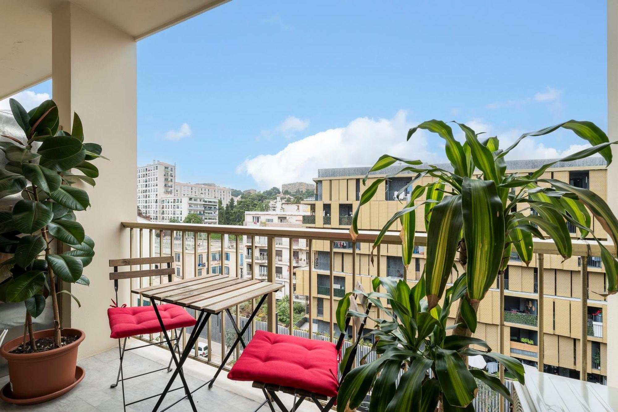 Appartement Elegant Avec Balcon Proche Et Tramway Nice
